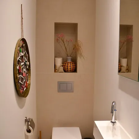 Spacious With Garden *